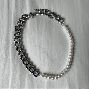 Half pearls/half chain necklace